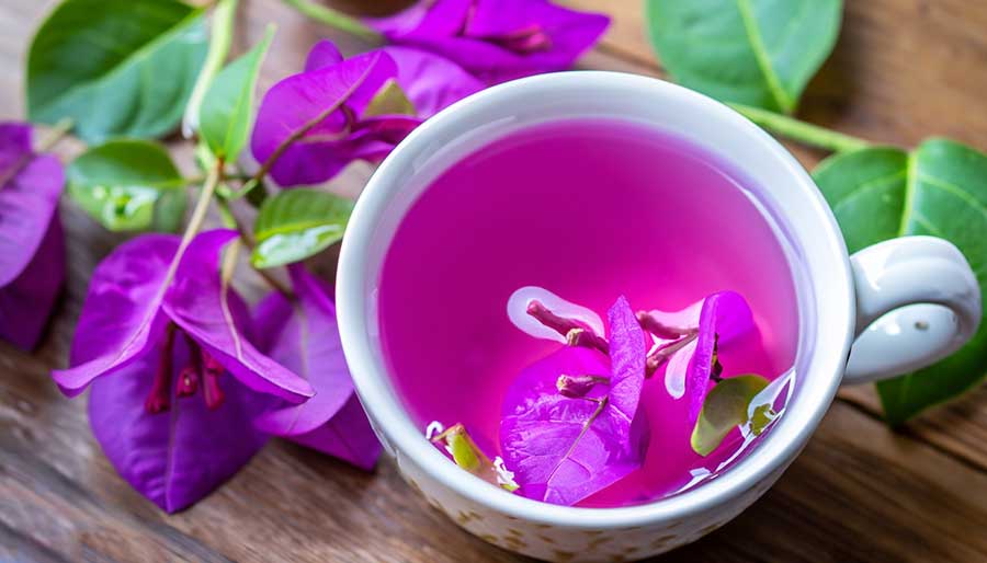 Paper flower herbal drink cools the body in summer